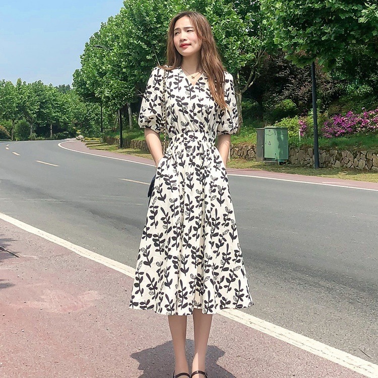 ワンピース レディース フレアワンピース 膝下 ミモレ丈 袖あり 半袖 パフスリーブ Vネック カシュクール Aライン きれいめ フラワー ボタニカル カジュアル デート 休日 ホワイト XL 韓国