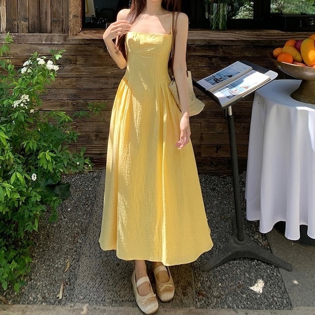 2024春夏ワンピース ミモレ丈 キャミソール ノースリーブ Aライン ゆったり 夏 イエロー 黄色 単色 南国 リゾート 韓国ファッション レディース おしゃれ かわいい カジュアル お出かけ安い