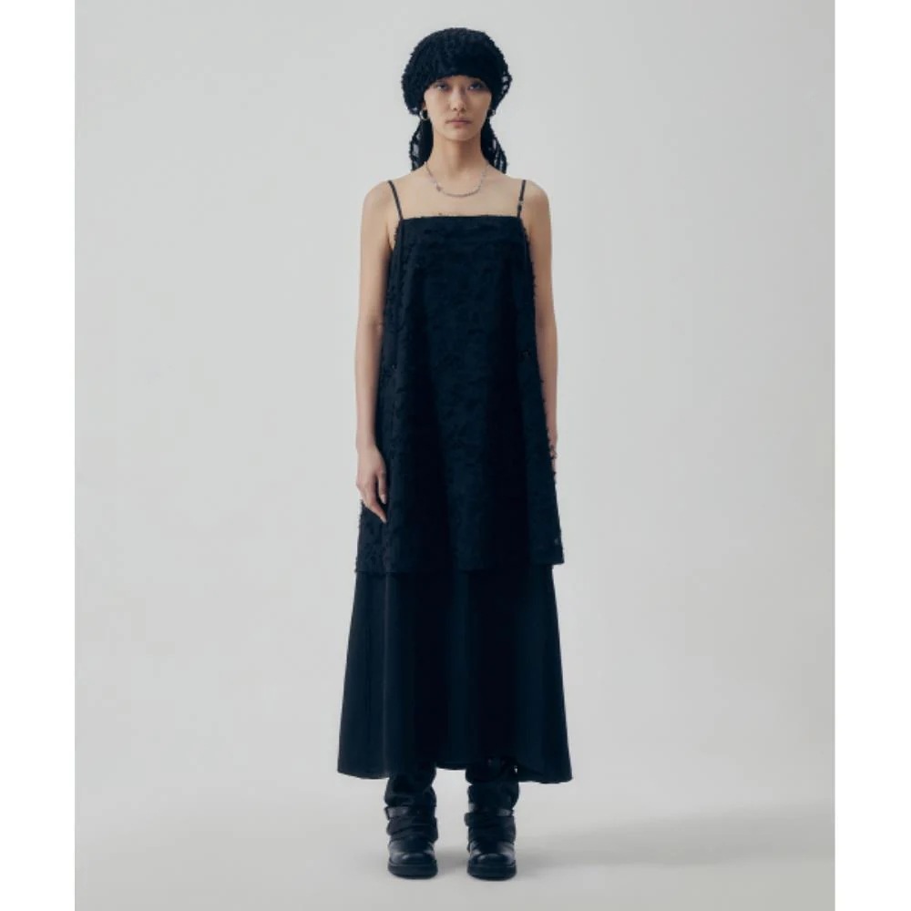TREEMINGBIRD Tiered Sleeveless Long OnePiece Black TM2