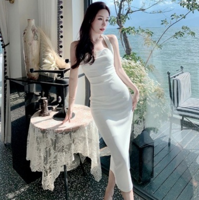 ワンピース デート ミモレ ミモレ丈 袖あり スリム タイト 細身 かわいい 大人可愛い きれいめ シンプル カジュアル 大人 上品 おしゃれ お洒落 主役級 存在感 夏 10代 20代 30代