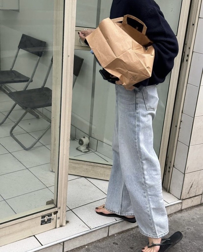 ベーシック Tシャツ 아웃핏 오버청 팬츠 (1color) 8,216円