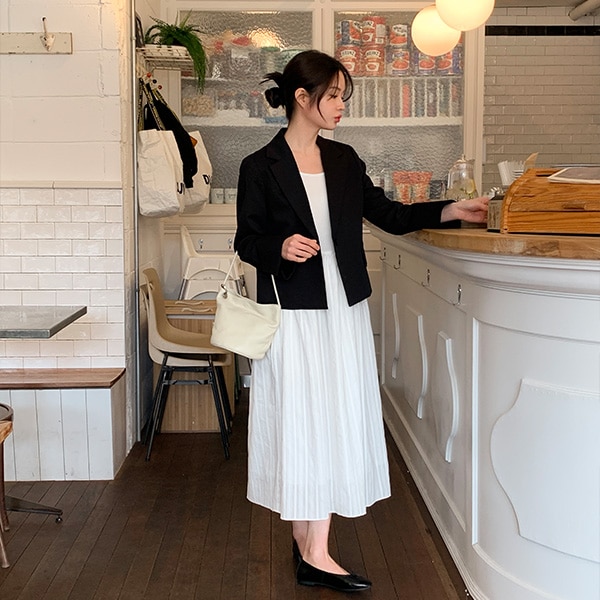 (ピュア清純アイテム/デイリーゆるふわルック/万能アイテム) アエル スリーブレス コットン 刺繍 フレア ロングワンピース op15940