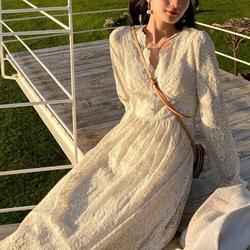 ワンピース 長袖 春 夏 きれいめ ロング aライン マキシ Aライン フレア フレアスカート ロング丈 マキシ丈 Vネック 深 Vネック スリム Aライン レース 透け感 白 ホワイト S M L