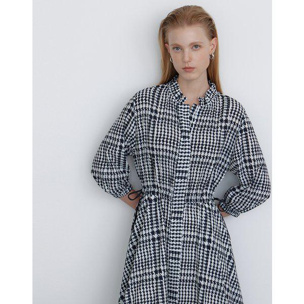 [24FW] [値下げ]ブラック ハウンドトゥース柄 ウエストレザーストリング 長袖ワンピース DLDR4C705BK