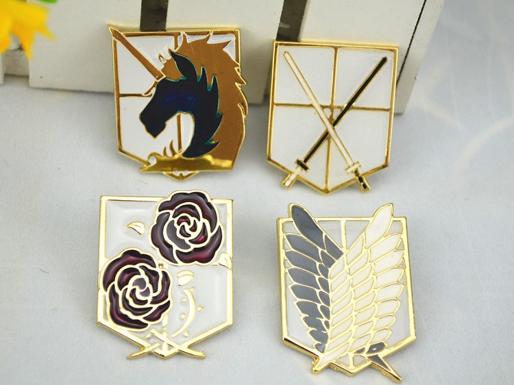 Qoo10] 進撃の巨人風 バッジ 自由の翼COS 金 : 腕時計・アクセサリー