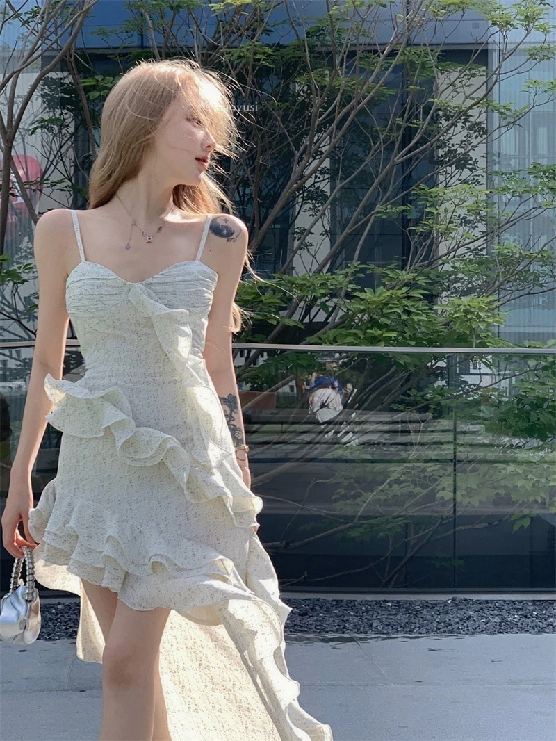 スドレス袖なしロングマキシ丈ワンピキャミソール ゆったり フィッシュテールかわいい ス ミモレ おしゃれ ハイウエスト フィッシュテールフレンチお出かけ 小花 ファッション