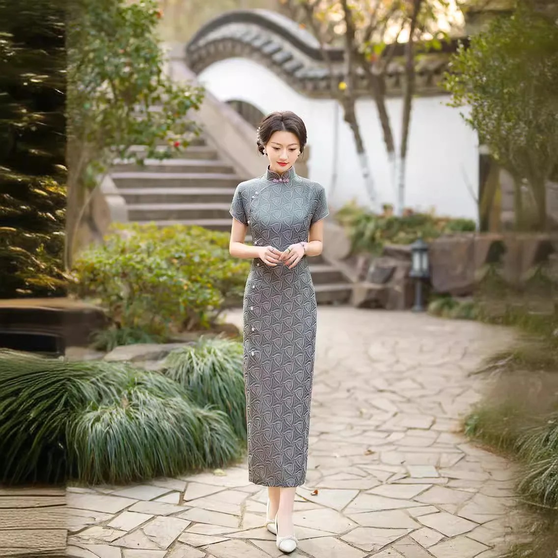 ワンピースドレスドレススタイリッシュな夏の若々しくエレガントな毎日のウェアラブルチョンサムドレス中年の母親がチョンサムを演奏する