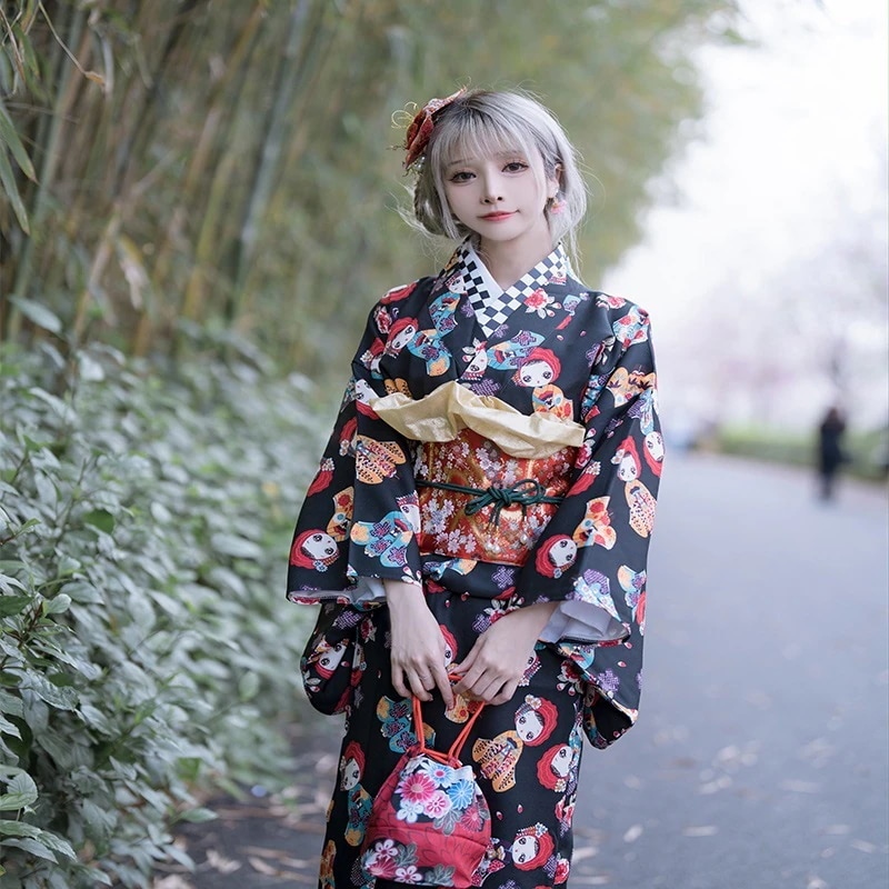 黒の可愛い着物少女小紋着物スーツ改良版