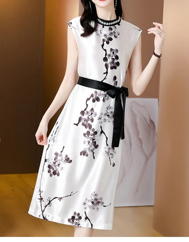 【送料無料】ノースリーブワンピース 大柄 花柄 ブラック 女子会 清楚 可愛い リラックス 後ろファスナー ミセス モノトーンカラー ホワイト ウエストリボン シンプル ワンピース おしゃれ サテン