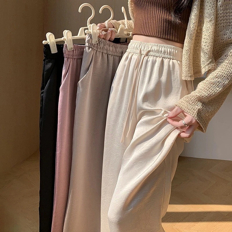 接触冷感ボトムス スラックスパンツ ためのハイウエストサテンアイスシルクワイドレッグパンツ2025スタイル薄いドレープフロアレングスカジュアル日焼け止めストレートパンツ 韓国ファッション