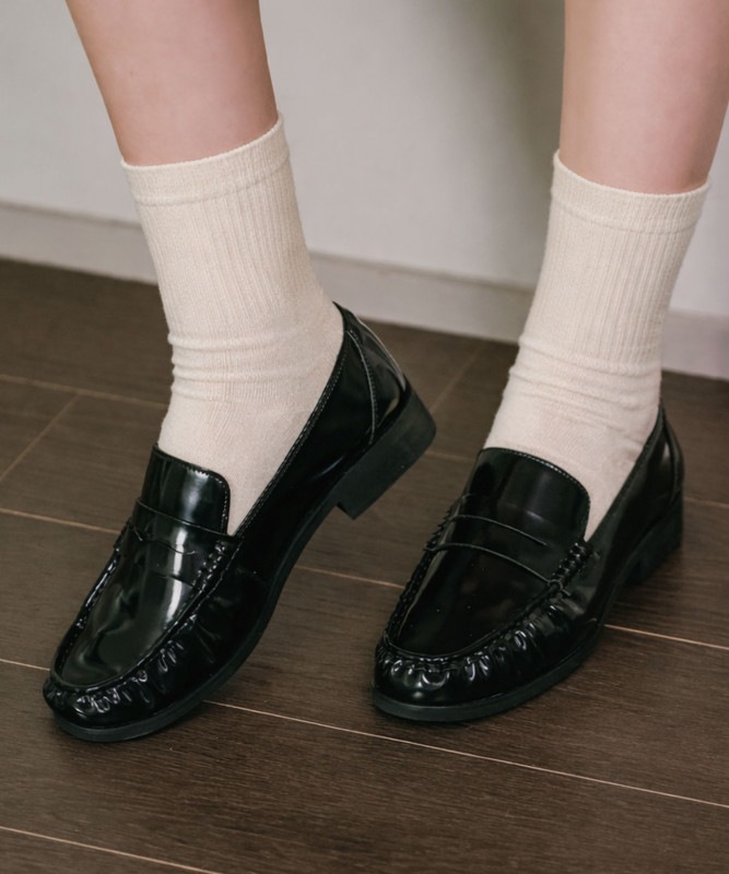 シャーリングエッセンシャルローファーEBAL147519