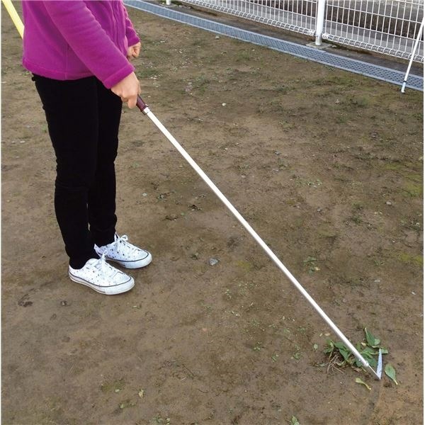 腰らく草刈りウルトラライトカッター 幅10.5cm長さ115cm 重さ230g 日本製 ステンレス鋼 アルミ 除草 ガーデニング用品