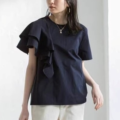 トップス カットソー Tシャツ 半袖 ラウンドネック 袖フリル プルオーバー ミディアム丈 アシンメトリー かわいい 大人可愛い きれいめ シンプル 上品 おしゃれ かっこいい カジュアル こなれ感