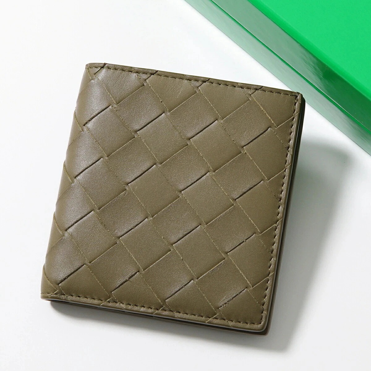 BOTTEGA VENETA ボッテガヴェネタ 二つ折り財布 749400 VCPQ4 メンズ イントレチャート レザー ミニ財布 小銭入れなし 2877