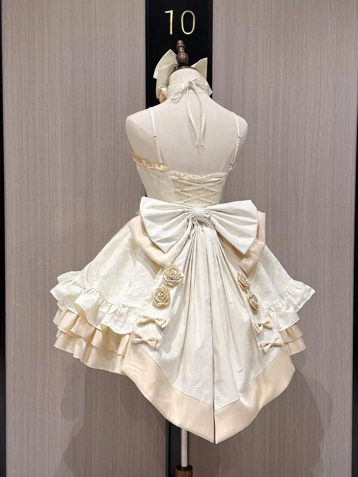 【激安本日限定】ロリータ ワンピースアプリコットゴールドゴスロリドレスjskロマンチックロリータ重工ふわふわ逃亡者尻尾プリンセスドレス