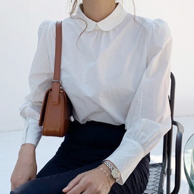 トップス ブラウス プルオーバー 長袖 ボリュームスリーブ ノーカラー 丸襟 デザイン ボタン ギャザー タック 美ライン ニュアンス 刺繍 ロマンチック レトロ ナチュラル かわいい きれいめ