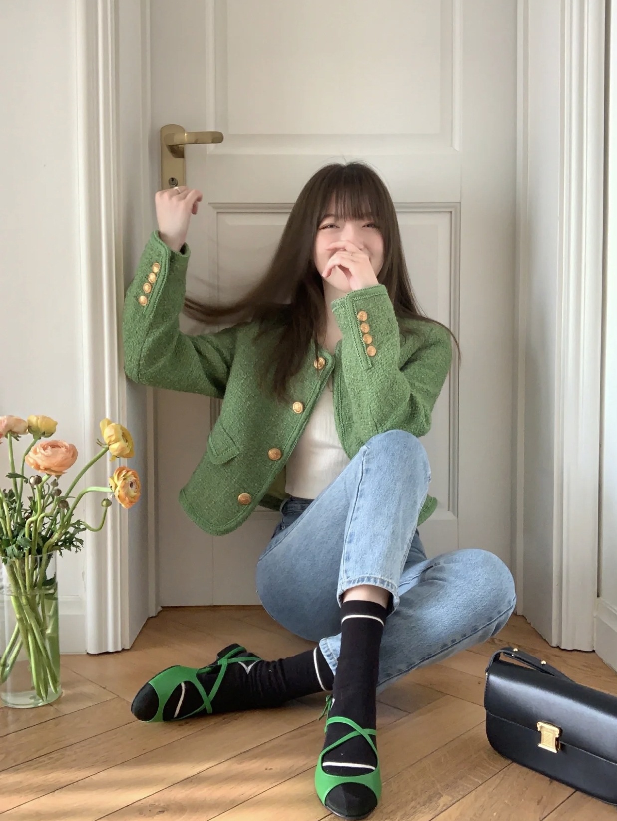 韓国のシックな緑の小さな香りのコートの女性の春と秋の高級なデザインのニッチなトップスの新しい2024年ののあるスタイル