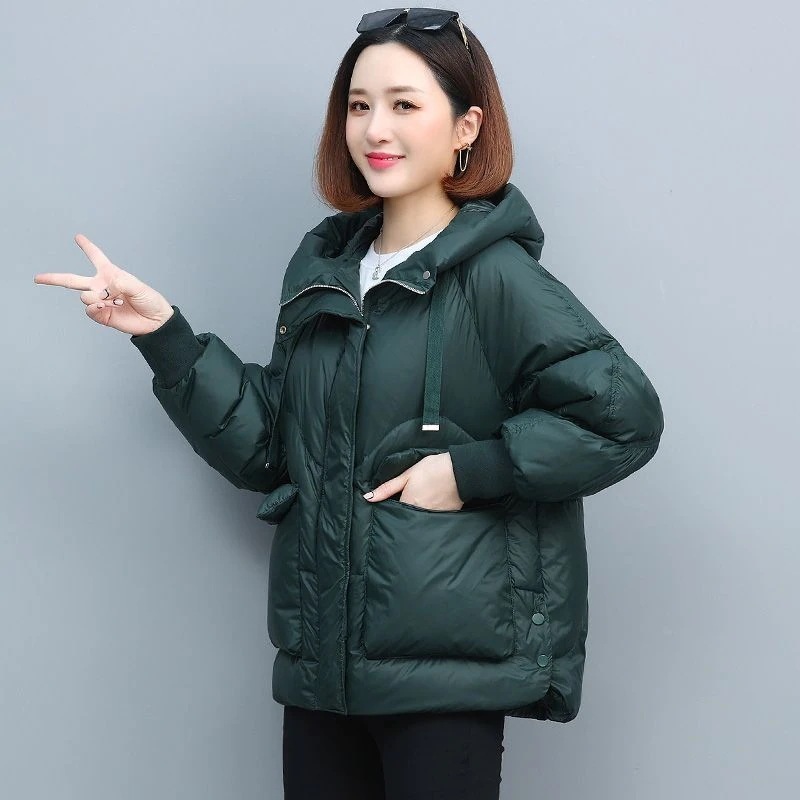 綿服の女性2024年の新型帽子付きポケットの大きいサイズのゆるい綿入れのお母さんは冬のダウンコートを着ています 9,074円