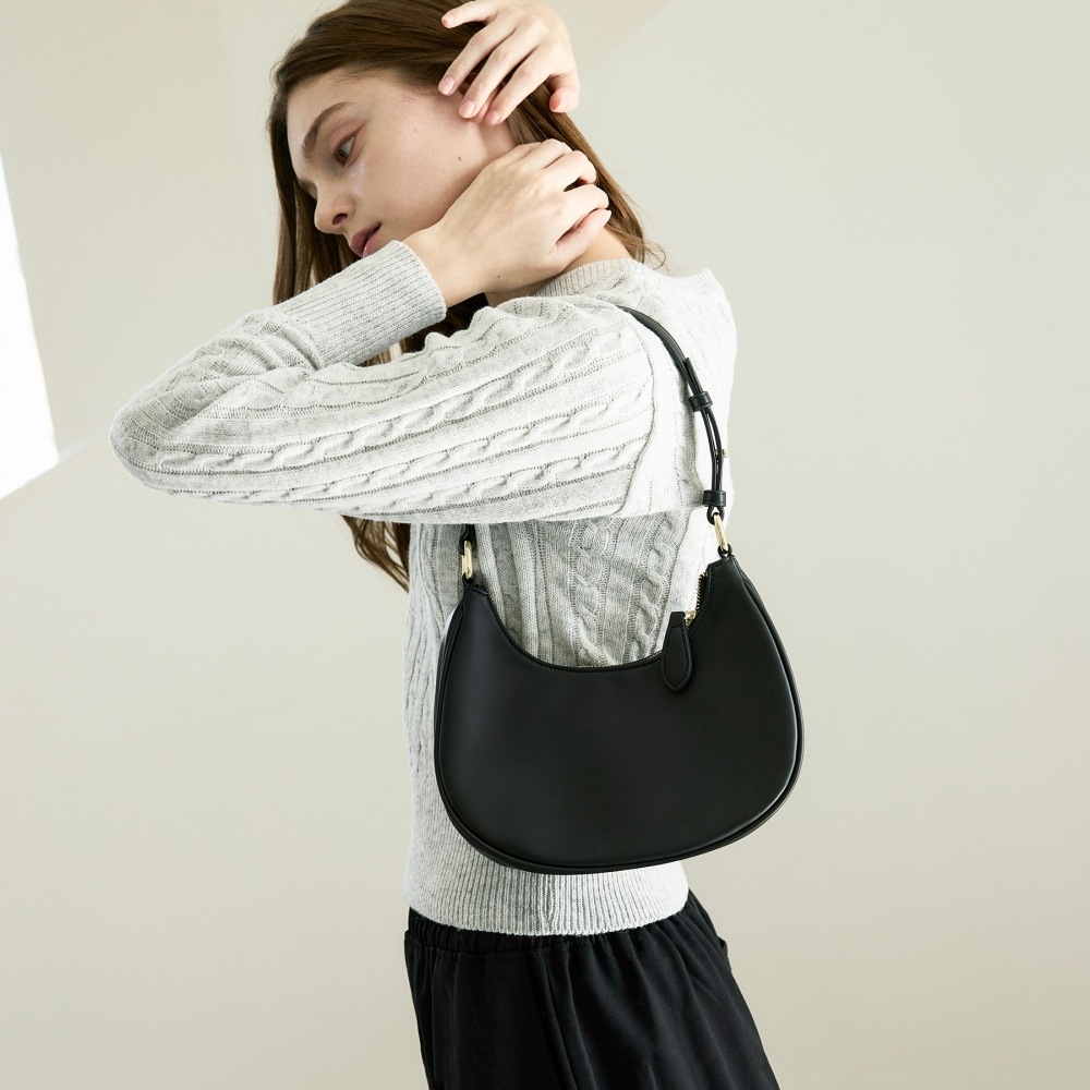 フルーツアートビーガンレザーハーフムーンホーボーバッグブラック