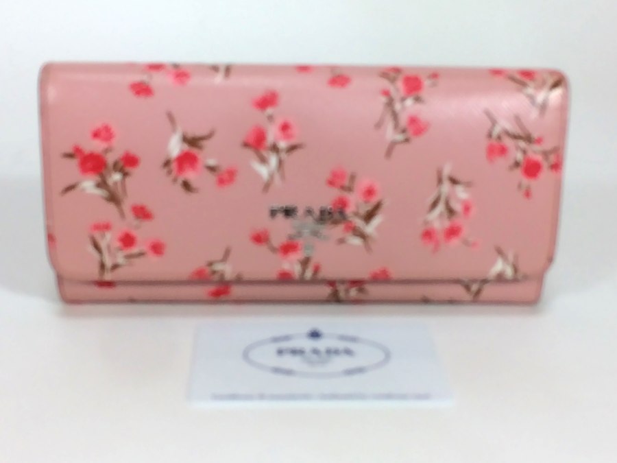 長財布 サフィアーノ レザー ピンク花柄 【中古品】