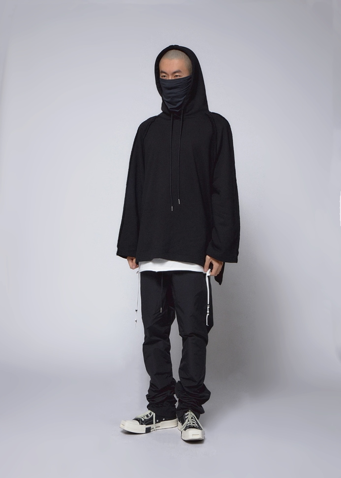 【IFEELLUCKY】 CUT LINE SWEAT HOOD : BLACK 9,750円