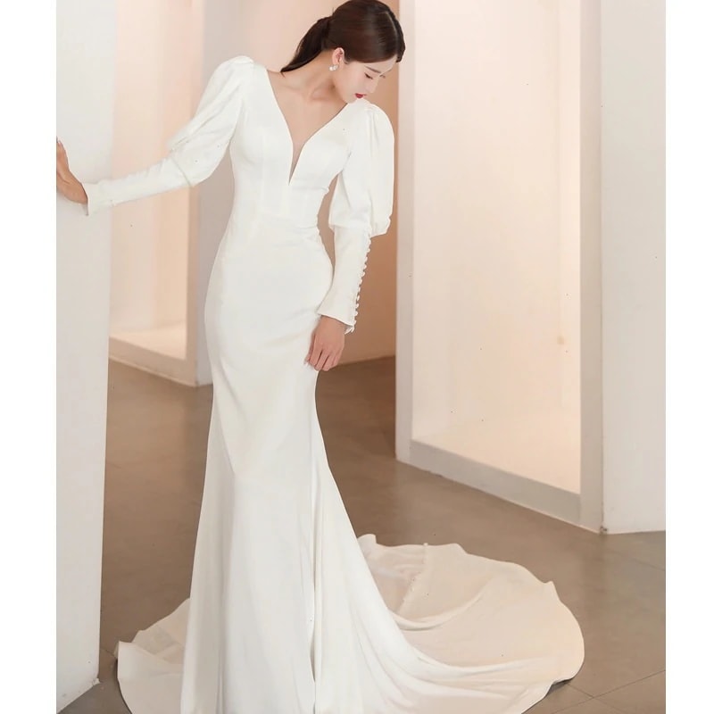 新作 ホワイトトレーンレトロ結婚式ドレスフレンチヴィンテージ気質 高級感花嫁ロングドレス フィッシュテール パーティードレステーマドレス 結婚式 お呼ばれホワイト ドレス