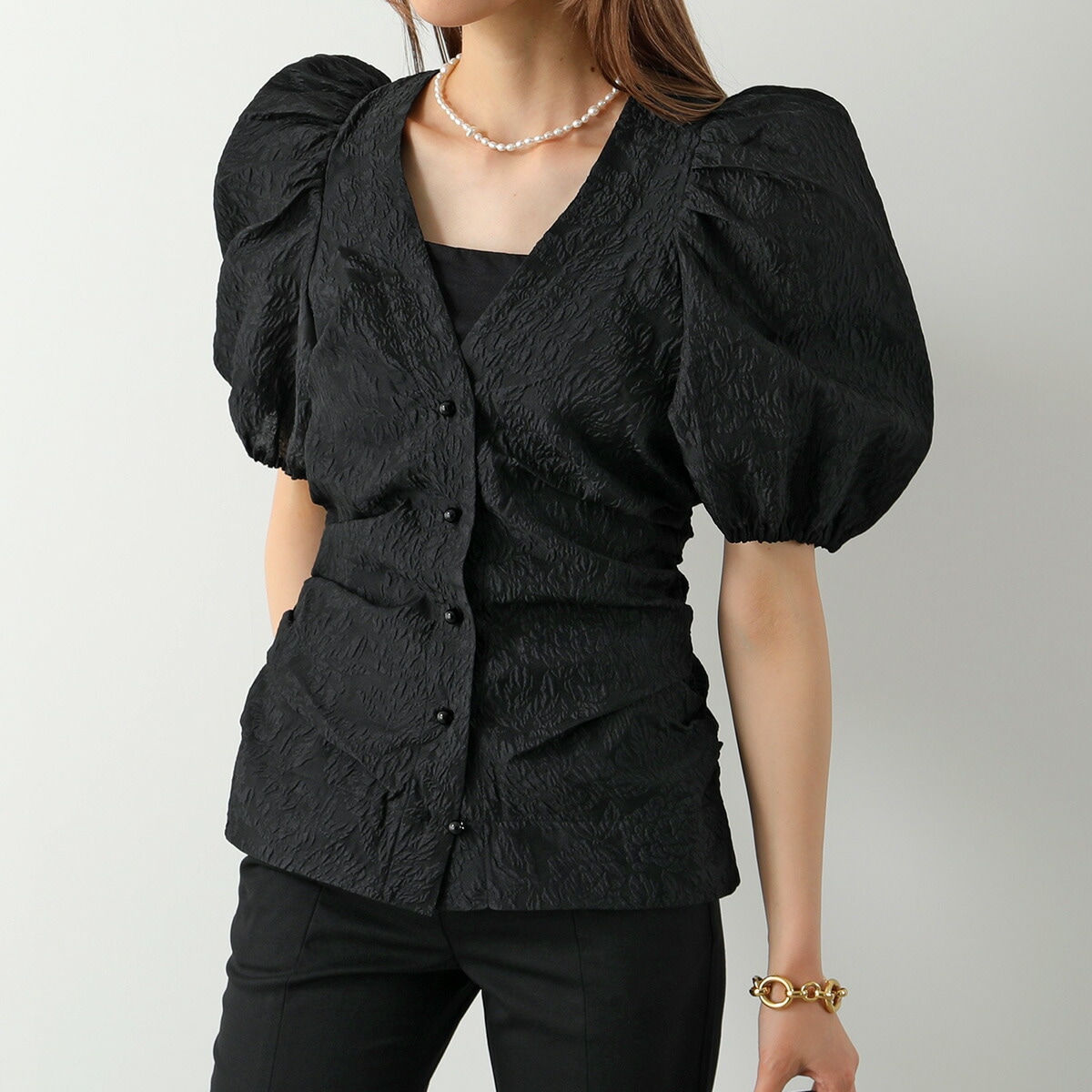 GANNI ガニー ブラウス Jacquard Organza Gathered V-neck Blouse F7450 6386 レディース 半袖 ジャガード パフスリーブ ギャザー Vネック 99