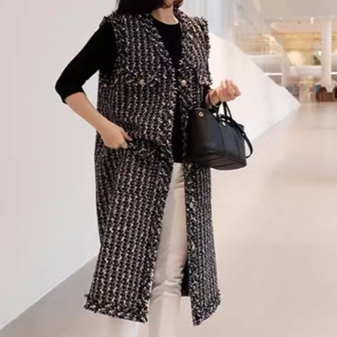 レディース トップス ベスト ロング 袖なし ノースリーブ Vネック 異国風 ボタン 大人可愛い きれいめ カジュアル 上品 おしゃれ かっこいい レトロ こなれ感 ボーイッシュ ルーズ クール