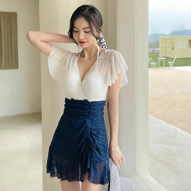 【SW.上品】 ワンピース水着 レディース 水着 夏 一体式 体型カバー レースアップ 大きい 水着 水陸両用 ラッシュガード 体型カバー 日焼け止め メガ割30%までに制限 5,494円