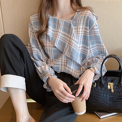トップス シャツ ブラウス 袖あり 長袖 スクエアネック シフォン フリル 薄手 かわいい 大人可愛い きれいめ おしゃれ お洒落 レトロ 大人女子 ラブリー キュート ガーリー チェック柄 格子柄