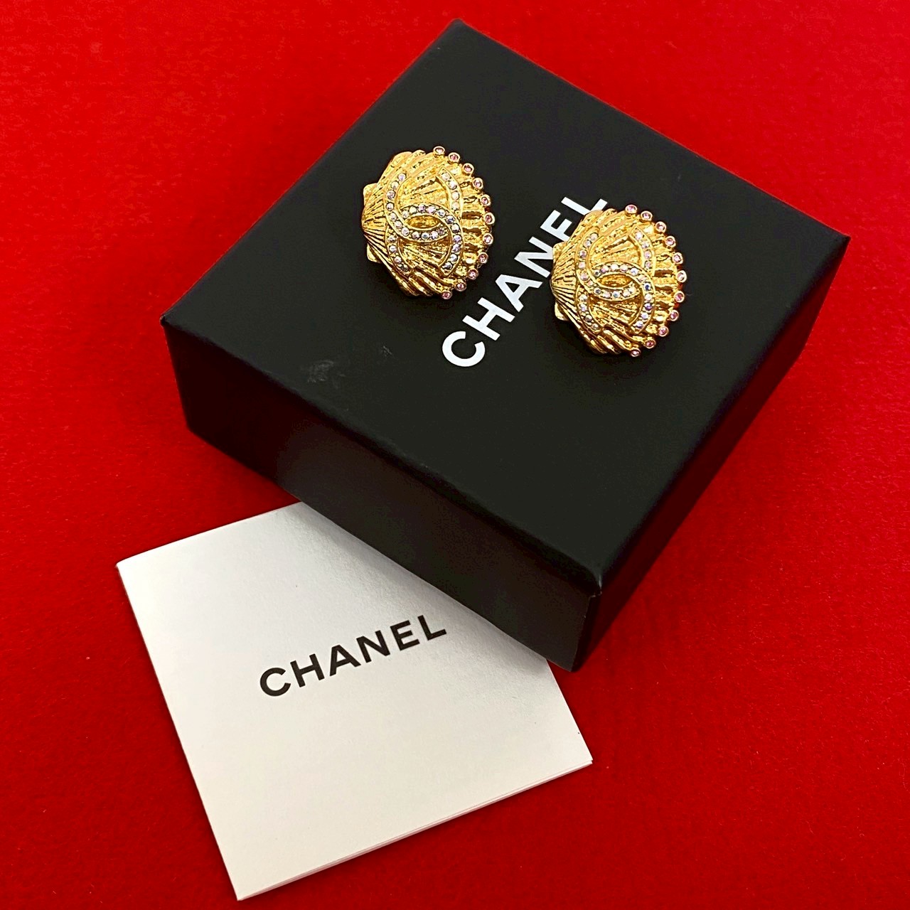 ココマーク シェルモチーフイヤリング GP ラインストーン ゴールド 77212