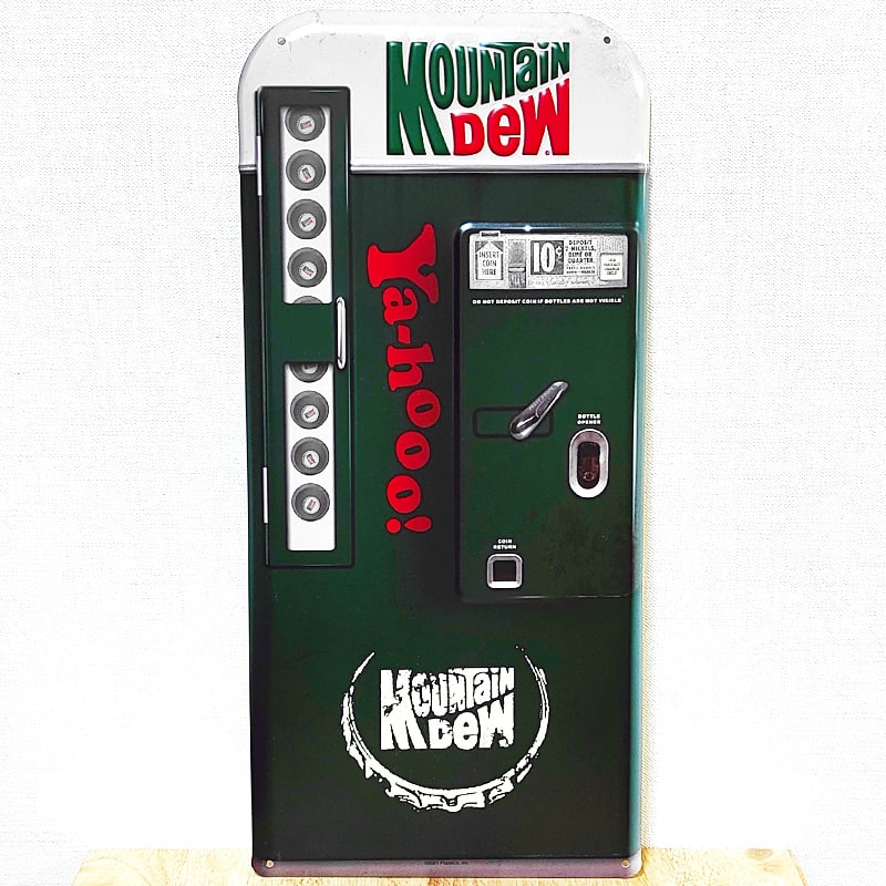 ブリキ看板 MOUNTAIN DEW エンボスメタルサイン 自動販売機 マウンテンデュー グリーン アンティーク ガレージ ロゴ プレート 壁飾り 正規ライセンス品 アメリカン 雑貨 インテリア