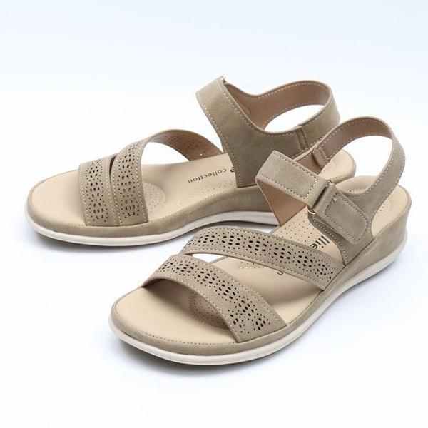 女性パンチングストラップサンダル 6,132円