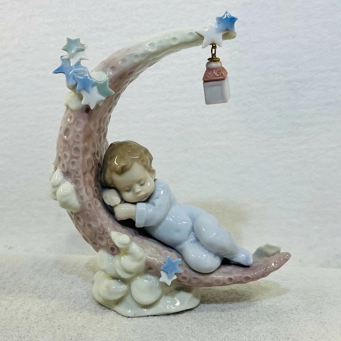 【中古】リヤドロ　お月様のベッド　No.6479　フィギリン　陶器　赤ちゃんが眠る 17,360円