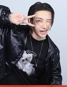 【ITZAVIBE】DOT DOT LOGO T SHIRT ドット Tシャツ ITZAVIBE☆韓国アイドル着用☆ ANGEL CAT T SHIRT VER.3