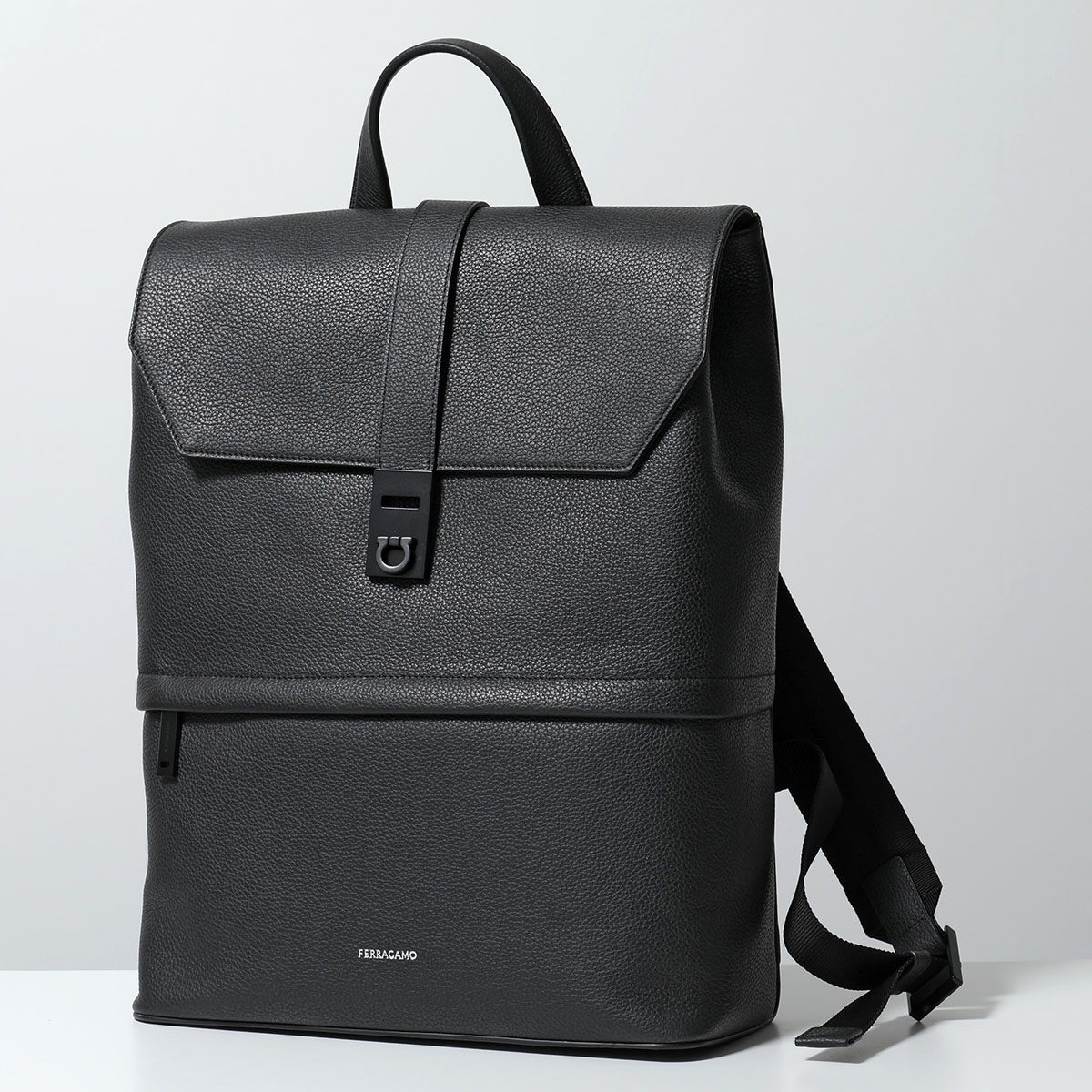 FERRAGAMO フェラガモ バックパック 24 1620 メンズ レザー リュック ガンチーニ ロゴ 鞄 001/NERO