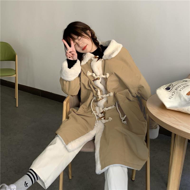 春と秋の万能ホーンボタンミドル丈イミテーションラムぬいぐるみ暖かい作業着ローエッジジャケット女性用