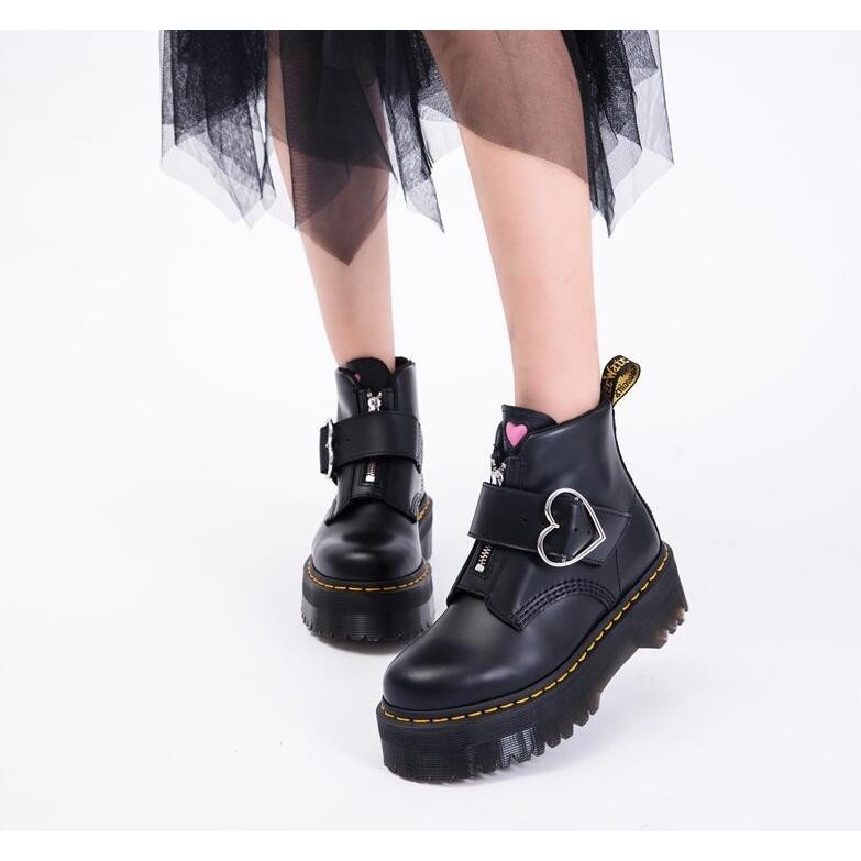 ショートブーツ レディース ショート 靴　ハート飾る　可愛い　ショートブーツ 美脚 秋 冬 レディー