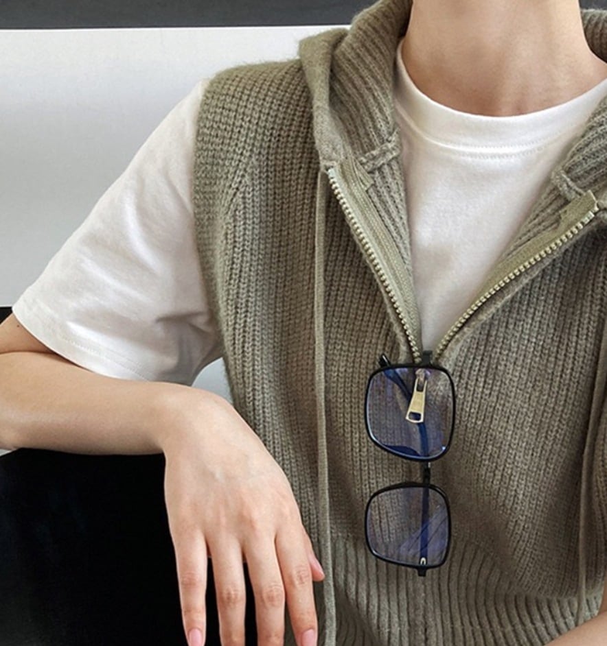 トップス デート モテアイテム ニットソー ノースリーブ ベスト フード付き 可愛い きれいめ 上品 おしゃれ かっこいい 可愛い ラブリー キュート ガーリー クール モード系 セクシー