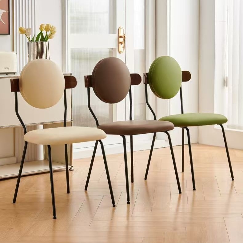 ダイニングチェア スタイリッシュ シンプル モダン おしゃれ かわいい インテリア 北欧 椅子 いす イス カフェ 書斎 オレンジ グリーン 21,700円