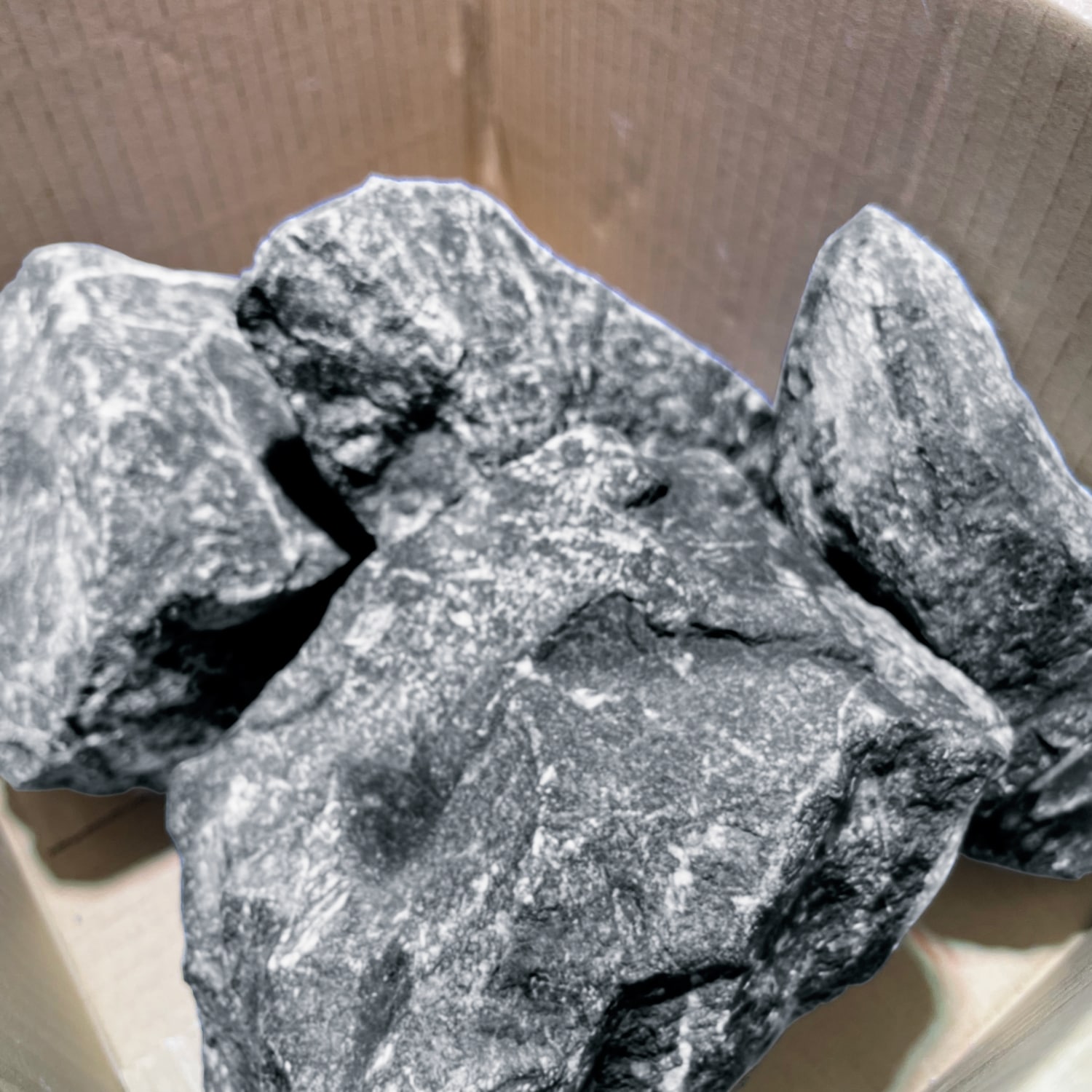 Goldlife 神風石 大 Lサイズ 横幅約120mm-180mm 5キロセット 【石質が 万天石 に近い石】 アクアリウム テラリウム パルダリウム コケリウム ビオトープ