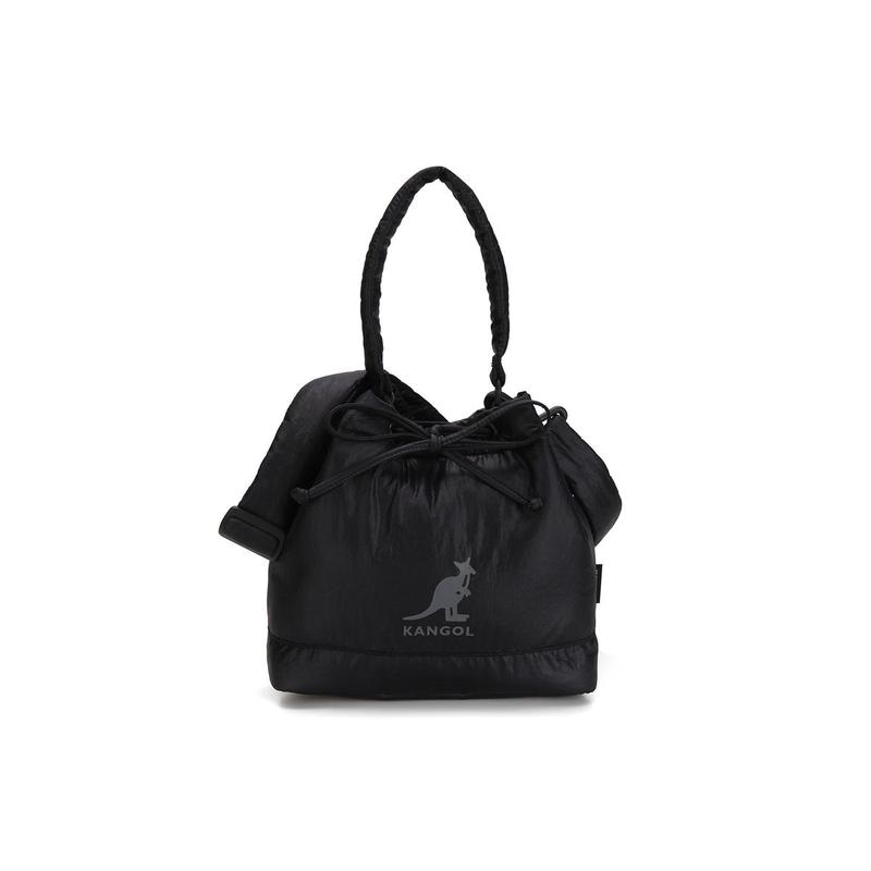 光沢のあるアンバーバケットバッグ3996ブラック