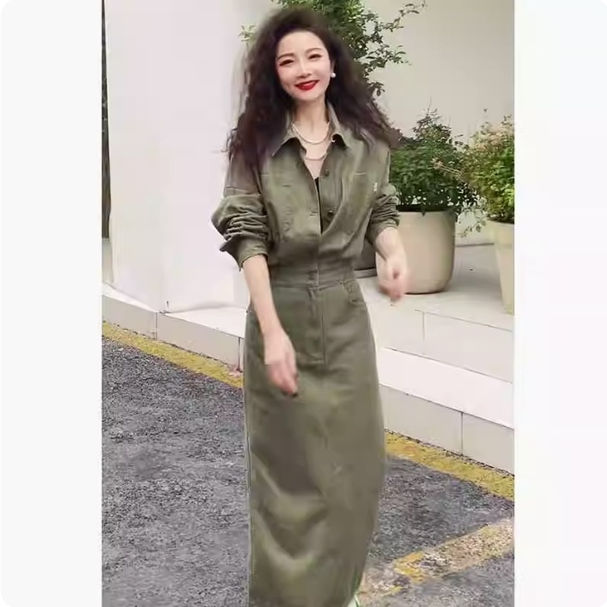 ワンピース シャツワンピース 膝下 ミモレ ミモレ丈 袖あり 長袖 襟付き スリム タイト 細身 大人可愛い きれいめ シンプル カジュアル 大人 おしゃれ お洒落 かっこいい 大人女子 こなれ感