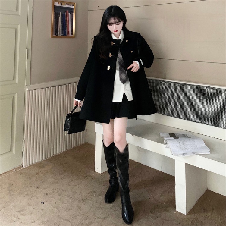 ハーフコート ブラック ホワイト アウター コート スリム 細身 ストレート スマート かわいい 5,396円