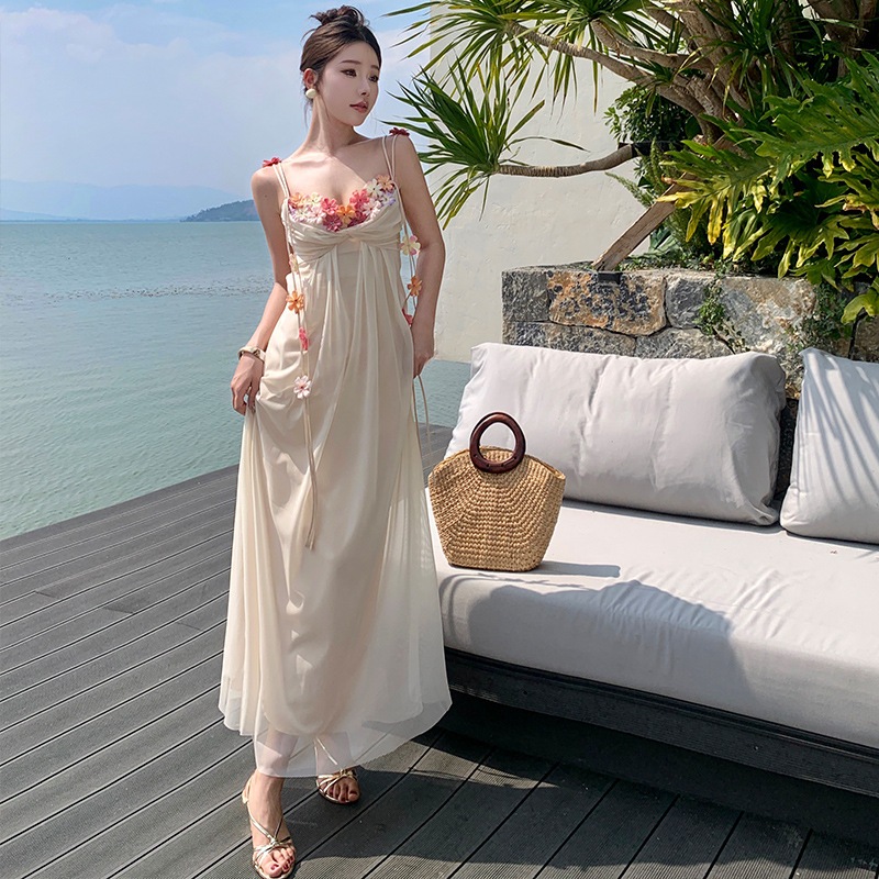 吊りローブ長いスカート2025夏の新しい高級フランスの気質美しい海辺の海辺の休暇フェアリーガーゼスカート