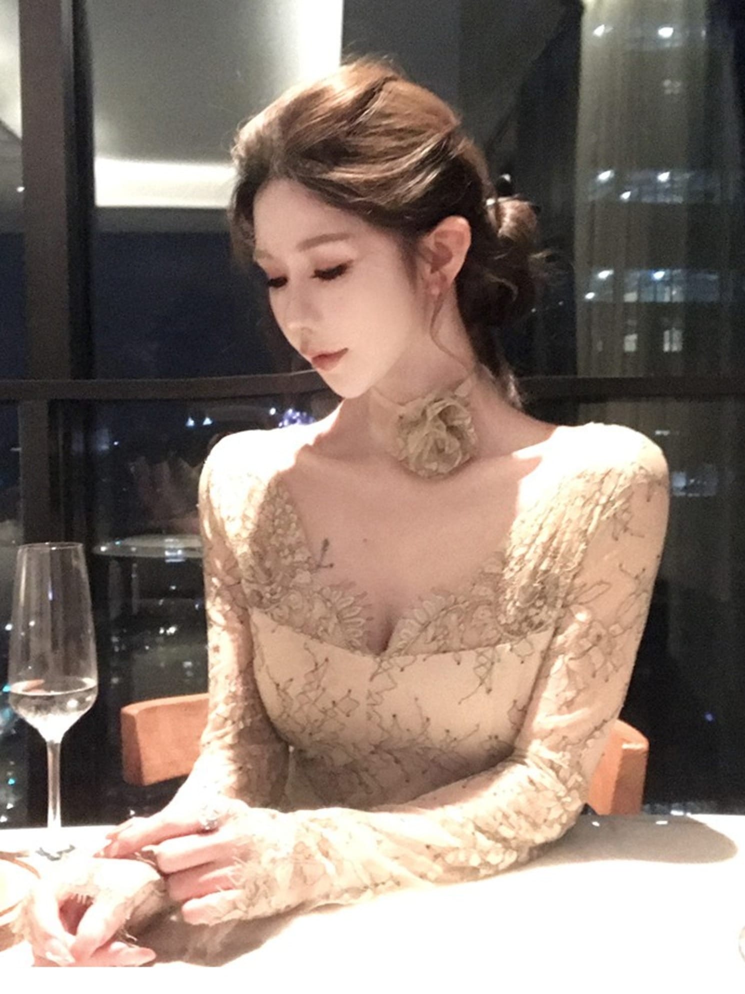 ジュリーローズレースブラウス