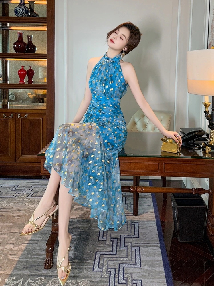 【JY.上品】 2024夏新品 ホルダーネック 着痩せ マーメイド サファイア ドレス パーティー キャバ 大人 同窓会 披露宴 卒業式 結婚式 演奏会 ウェディング 二次会 メガ割