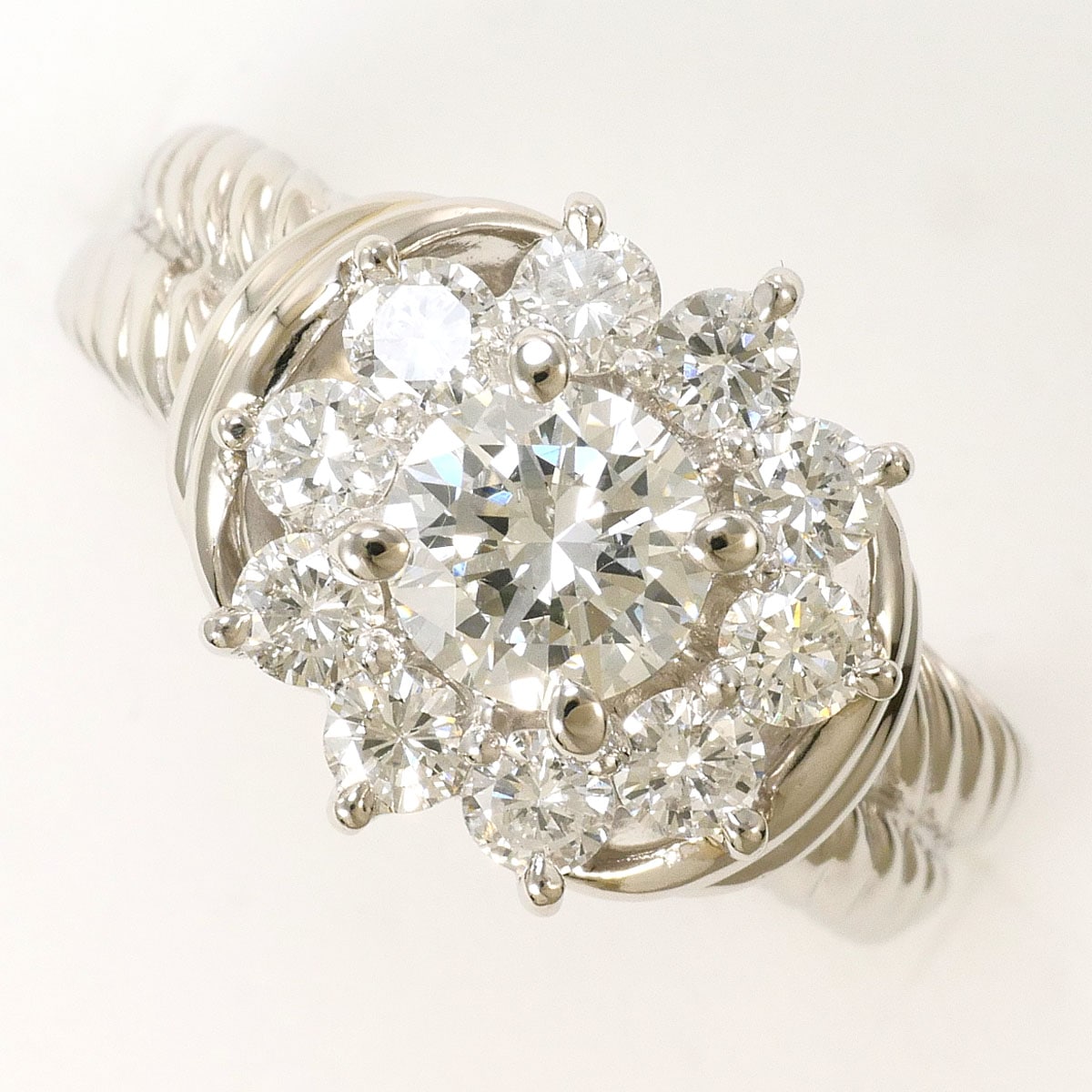 PT900 プラチナ リング・指輪 8号 ダイヤモンド 0.582ct ダイヤモンド 0.625ct SI2 鑑定書 総重量約9.2g 中古