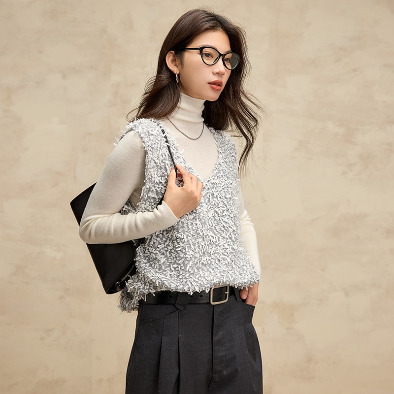 おしゃれなデザインモヘアセータータッセルvネックニットベスト女性用24秋新作多用途レイヤードベスト