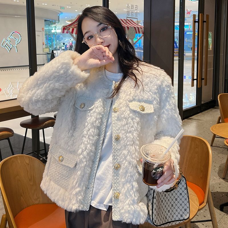 2024新しい小さな香水スタイルのラムヘアーコート女性秋冬肥厚カワウサギの毛のぬいぐるみコート模造